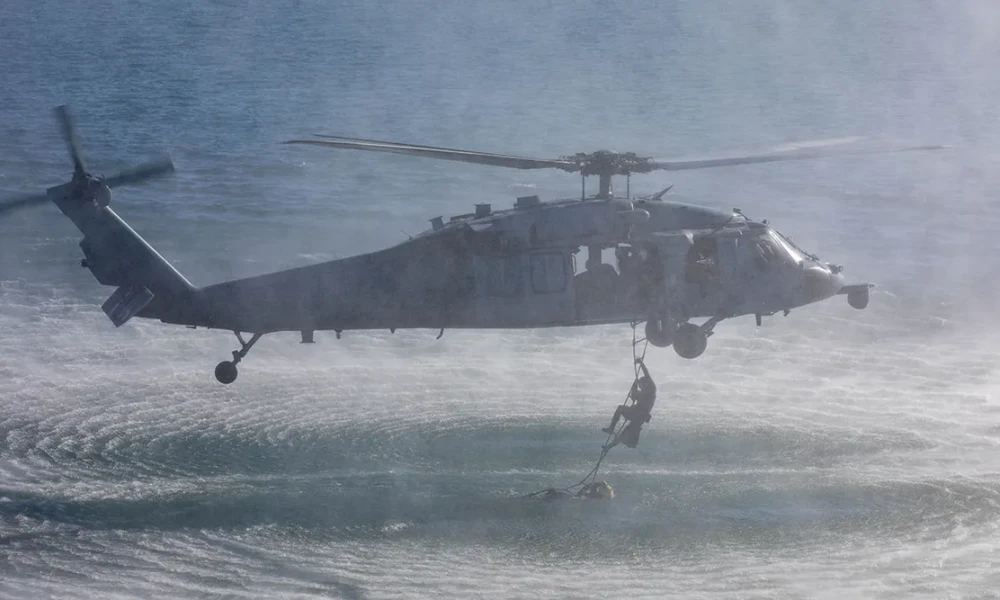 Αμερικανικό ελικόπτερο MH-60R συνετρίβη στην Καλιφόρνια λίγο πριν αρχίσουν οι παραδόσεις στο ελληνικό ΠΝ